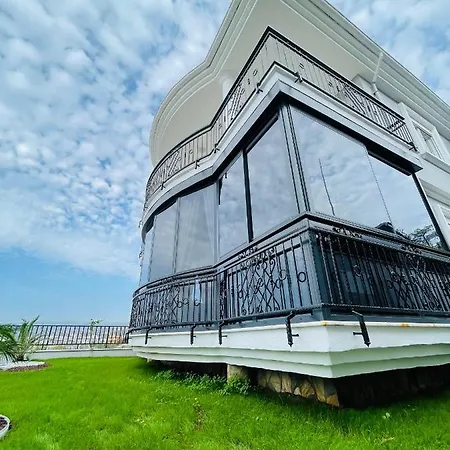 Alayna'S Dream Vacation Villa *